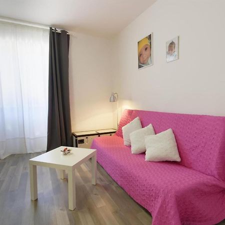 Apartment Anja Porec Bagian luar foto